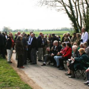 Crowds before the dedication