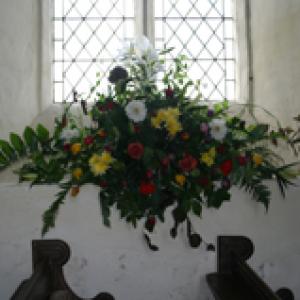 Flower Festival arrangement 01